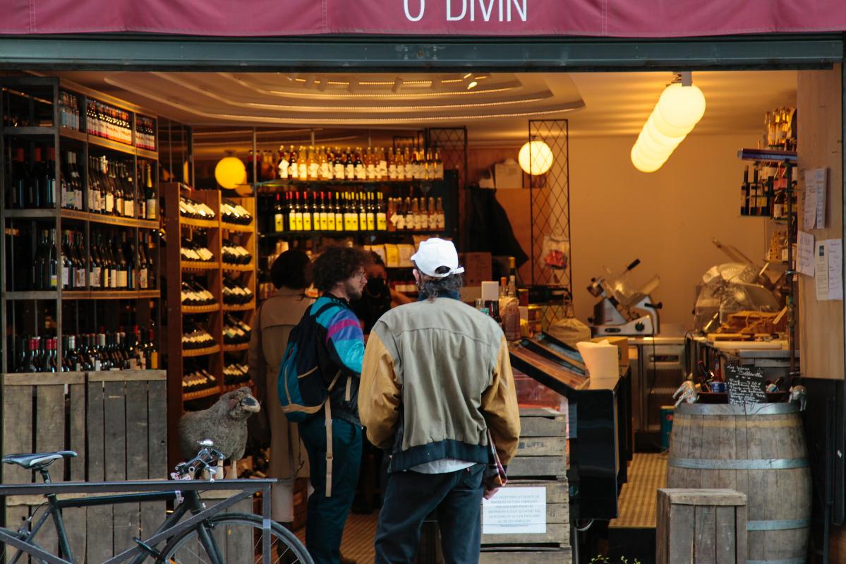 Parisian Wine Bars: Top 10 Bars to Indulge in Wine Tasting