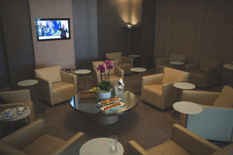 A Guide to LAX's Airport Lounges and Relaxation Spots