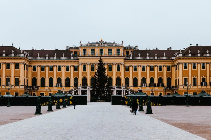 Exploring Vienna’s Schönbrunn Palace and Gardens