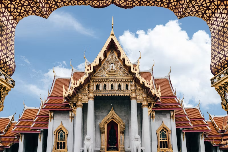 A Guide to Exploring Bangkok's Temples and Palaces