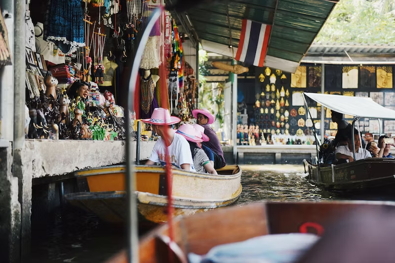 What to Expect: Visiting the Floating Markets near Bangkok