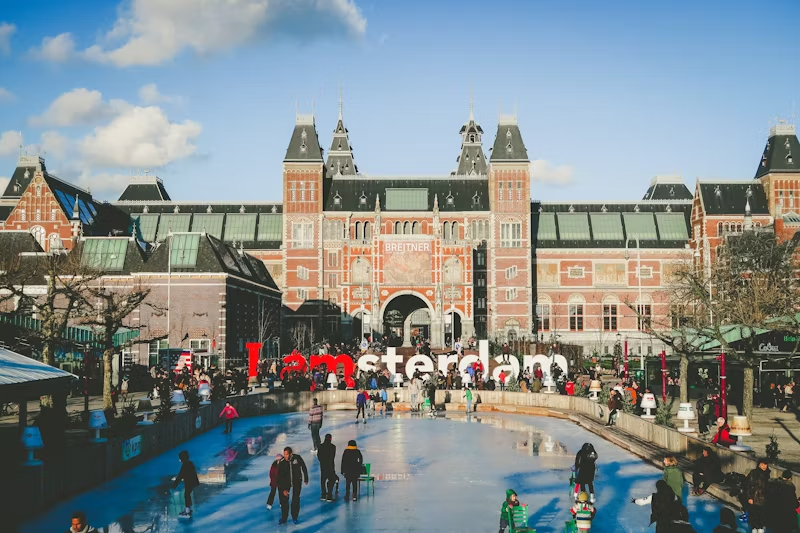 What to Do During an Amsterdam Layover: Tips to Enjoy