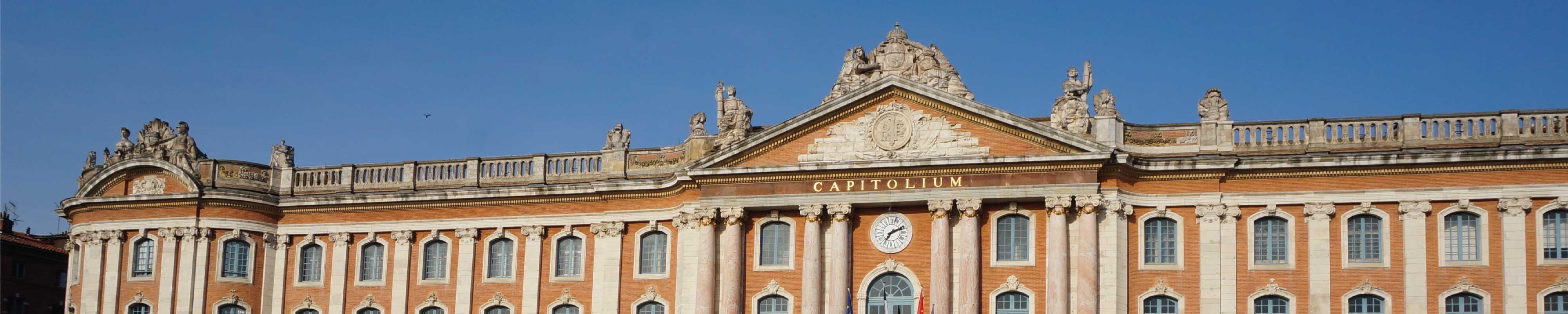 行李寄存 | Capitole in Toulouse - Nannybag